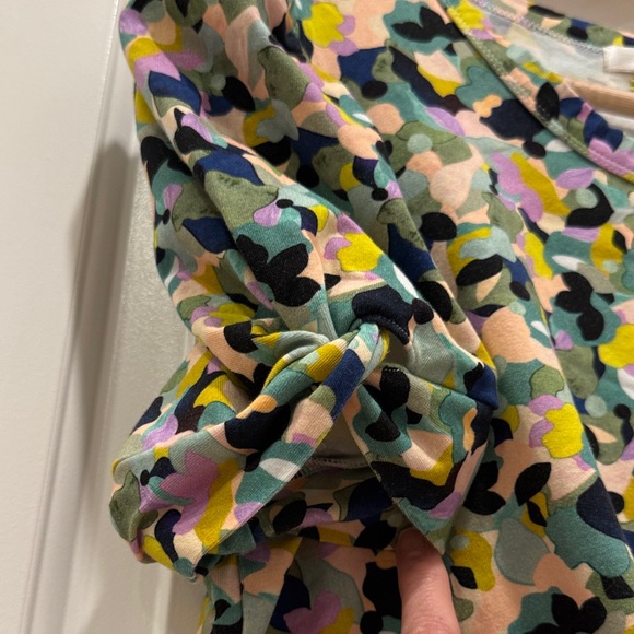 Tyler Boe Colorful Puff Sleeve Blouse - Picture 9 of 9